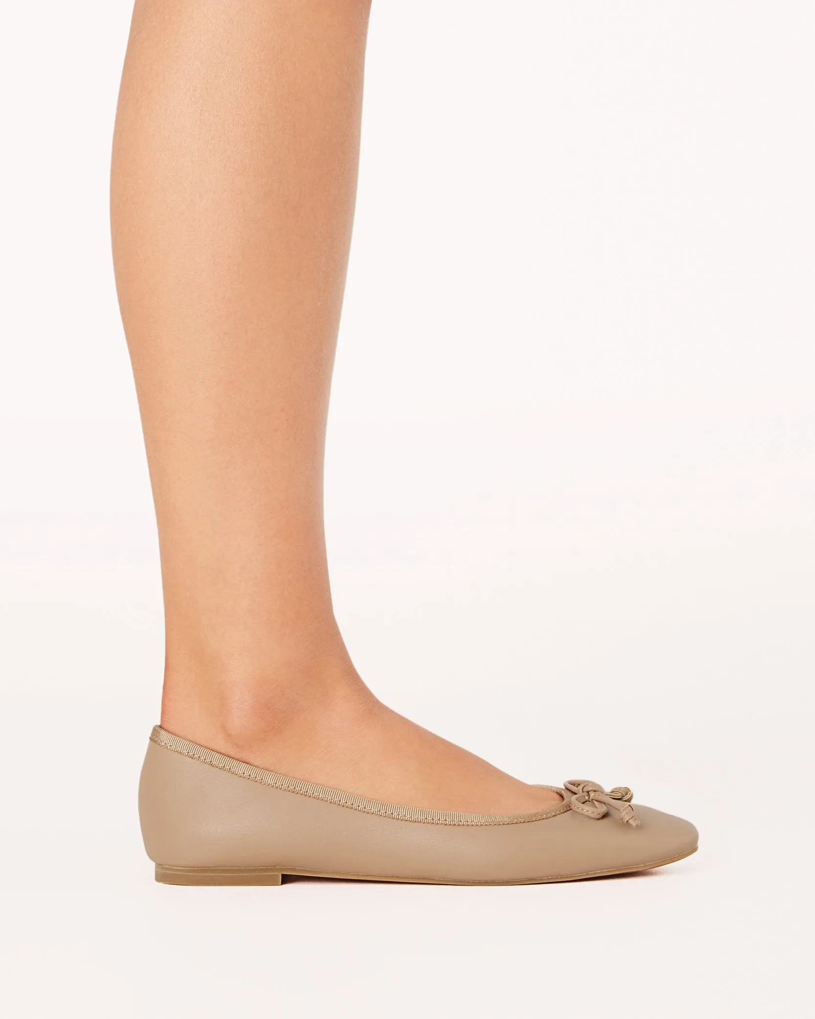 Isaiah Dark Nude Shoes